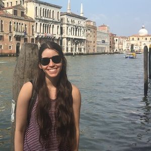 Meet your Posher, Erica